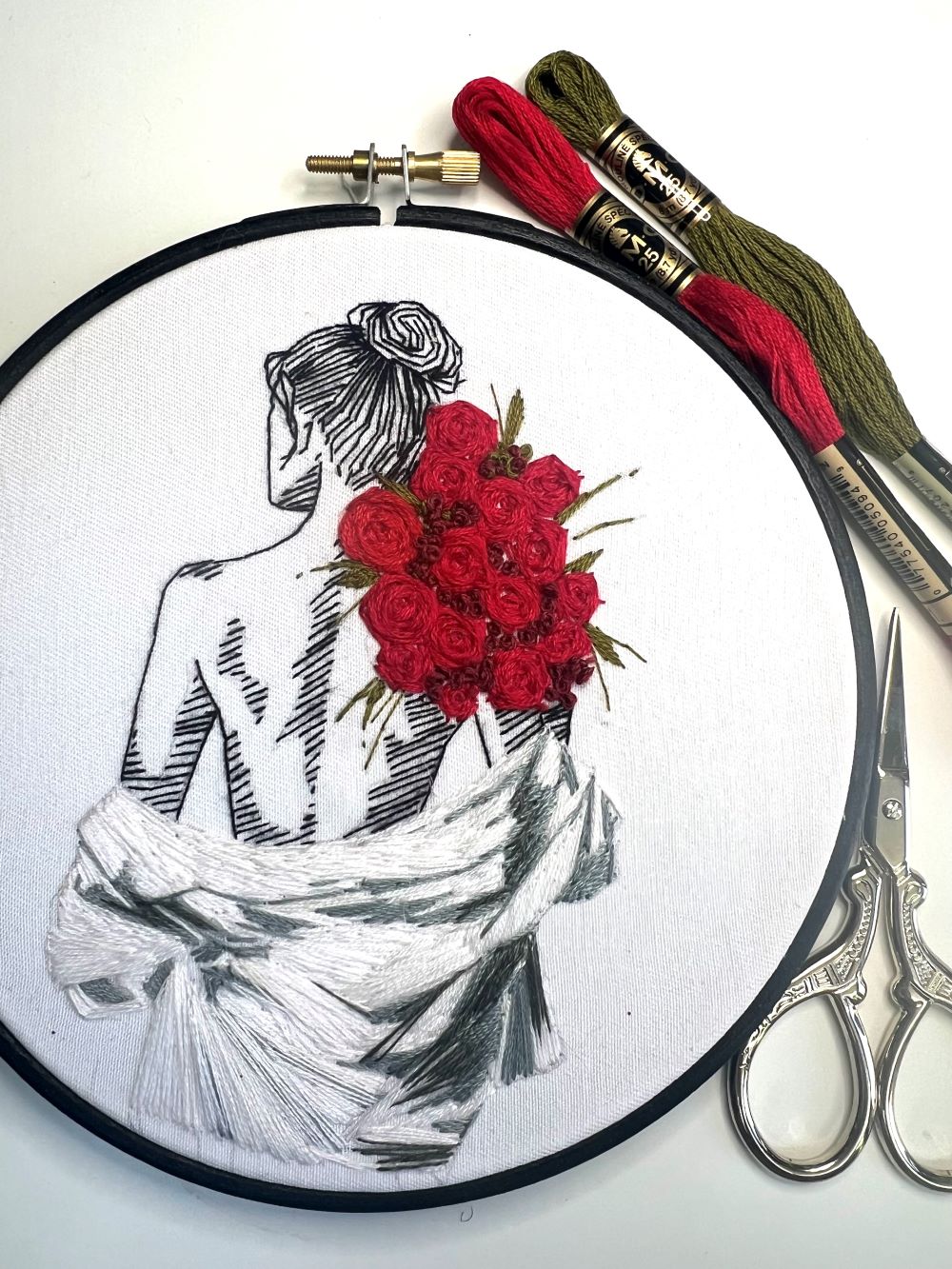 beginners embroidery kit with embroidery scissors and DMC threads