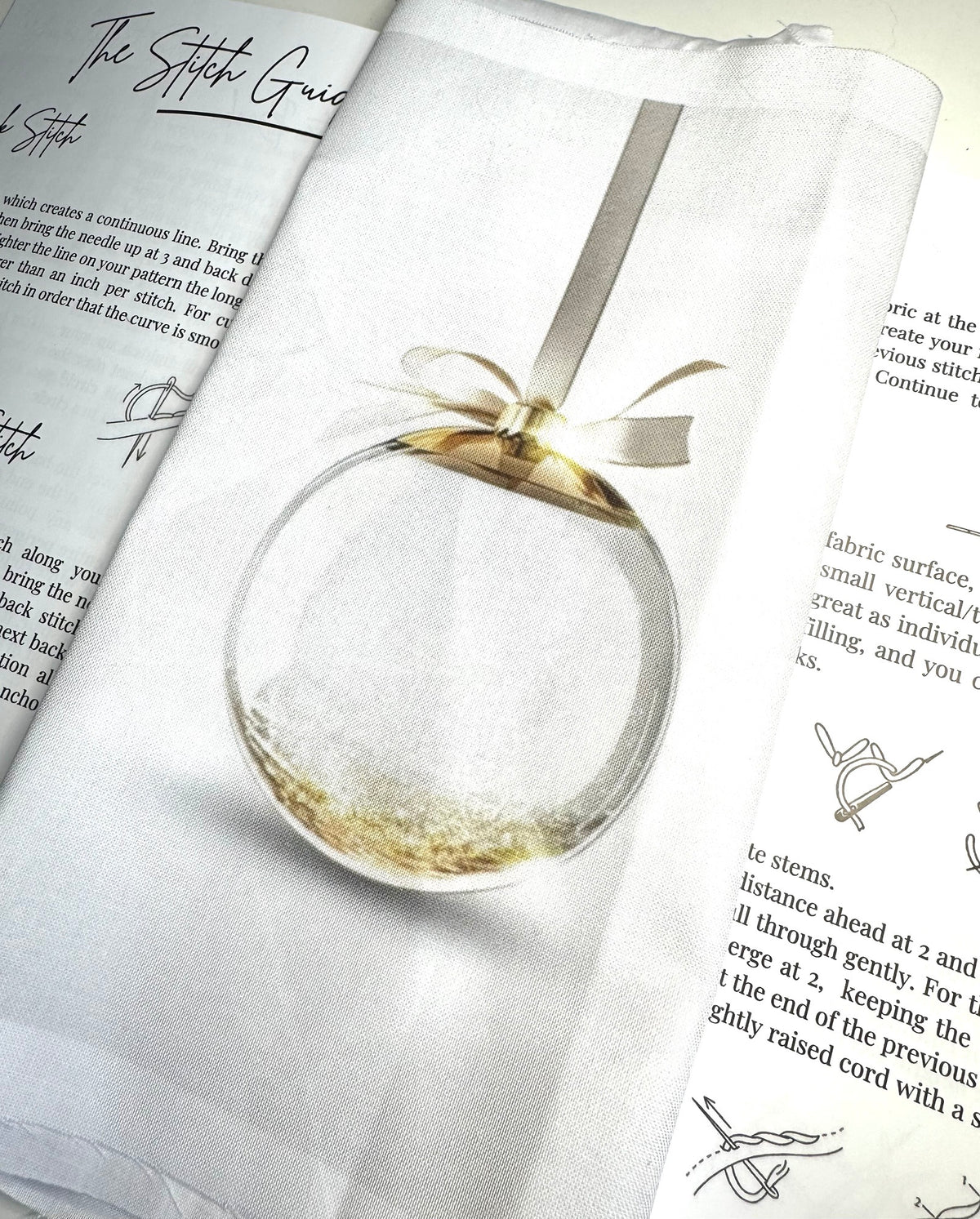 Christmas Decoration Fabric Panel + Stitch Guide